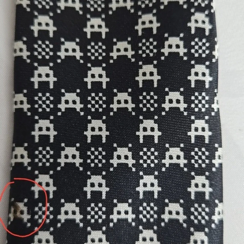 Black Tie Geek Space Invaders‎ Arcade Game Tie